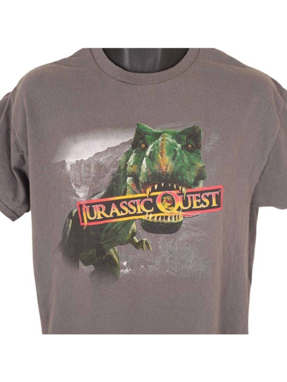 Jurassic Quest T Shirt Mens Size Large Gray T Rex Dinosaur Tyrannosaurus